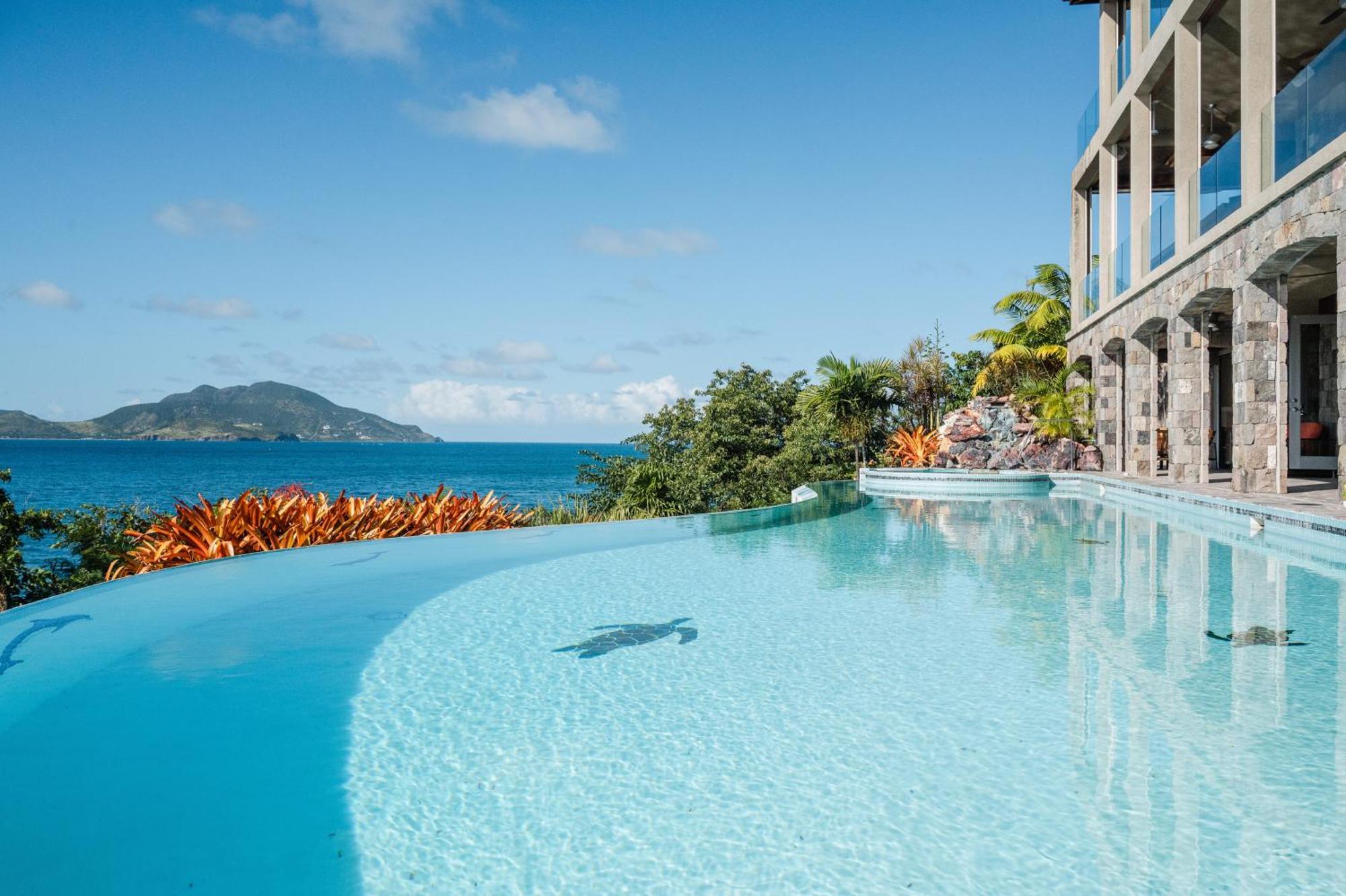 Beautiful 3 Story 8,000 Sq Ft Oceanside Mansion Villa Nevis Exterior photo